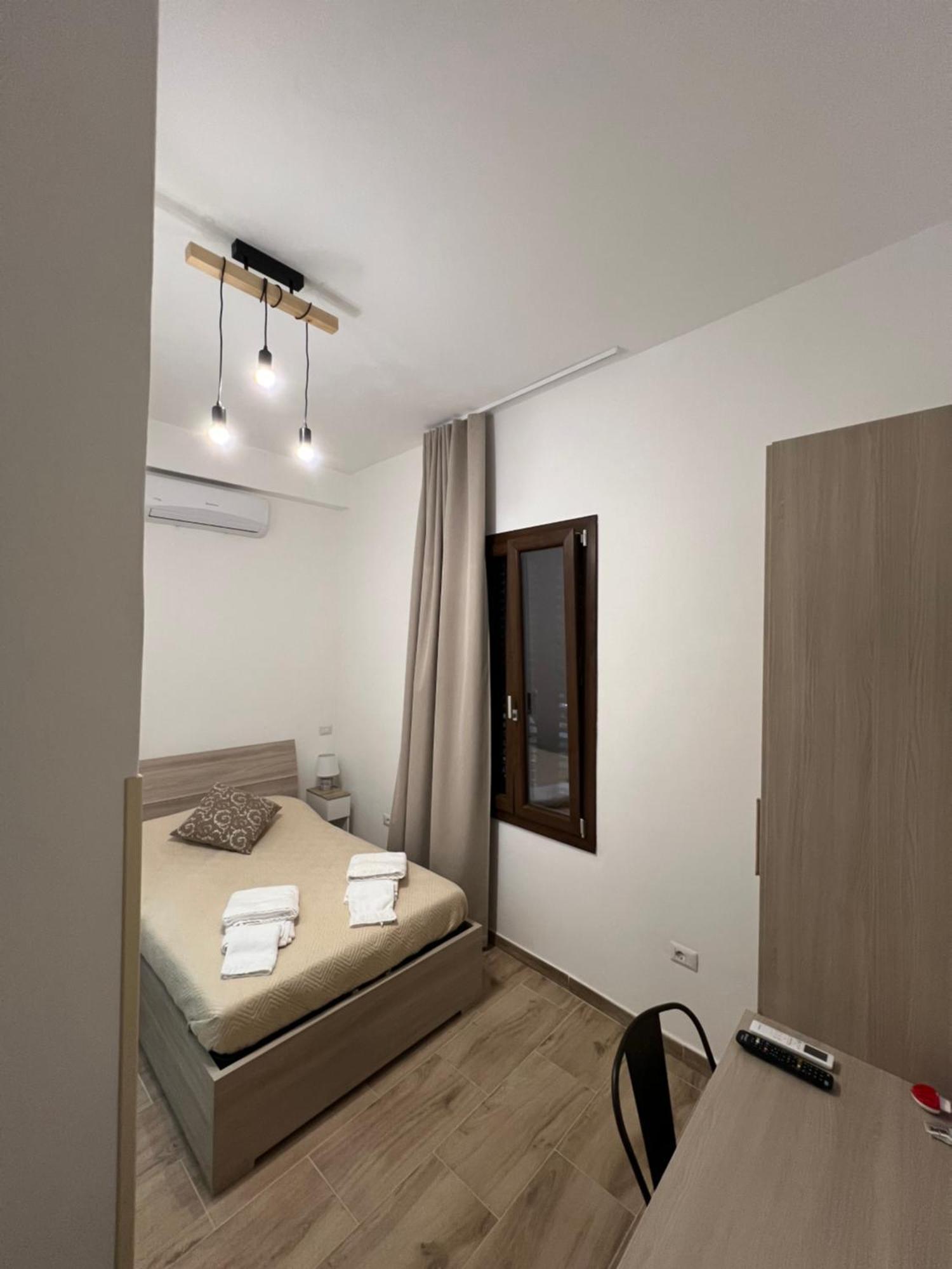Station Rooms37 사사리 외부 사진